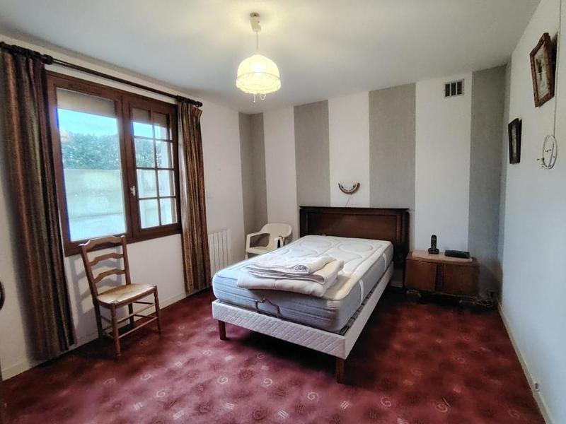 Maison - 80 m² - 5 pièces