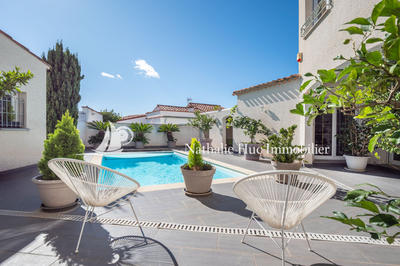 Maison - 204 m² - 7 pièces