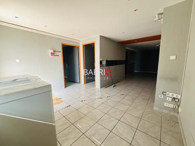 Local d'activités - 68 m²