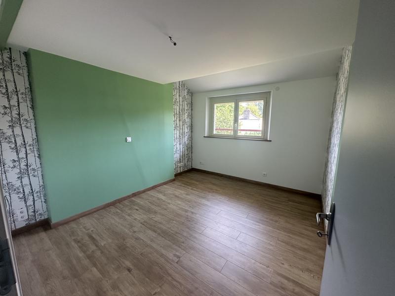 Maison - 182 m² - 8 pièces