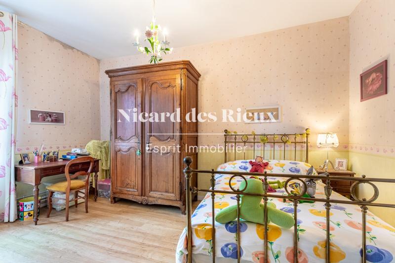 Maison - 264 m² - 10 pièces