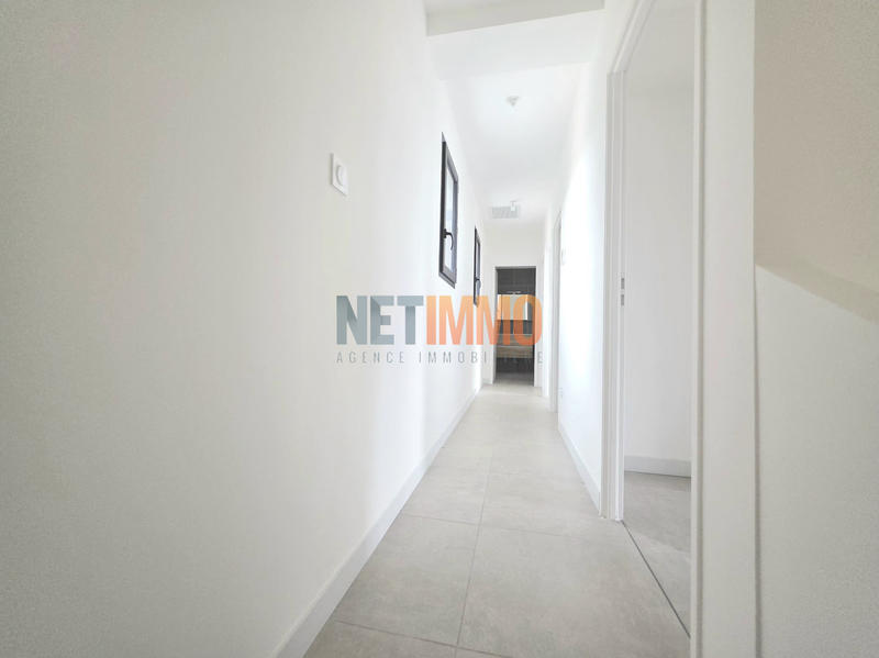 Villa - 96 m² - 4 pièces