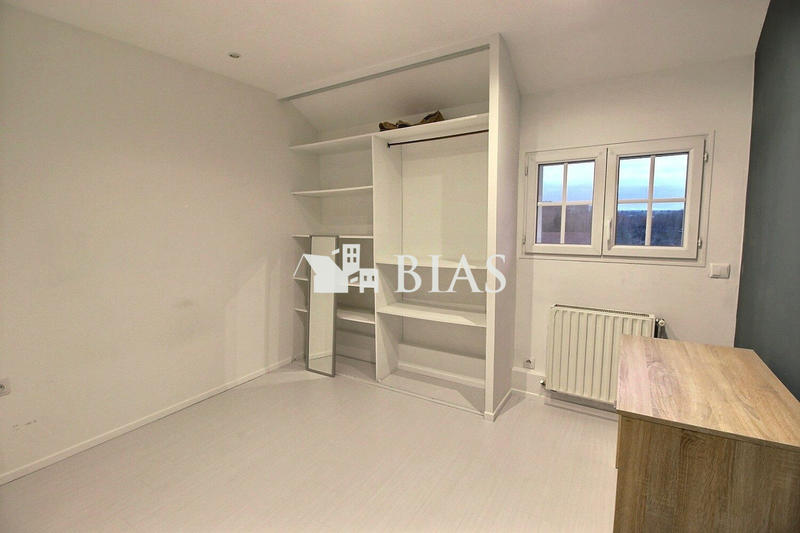 Maison - 188 m² - 7 pièces