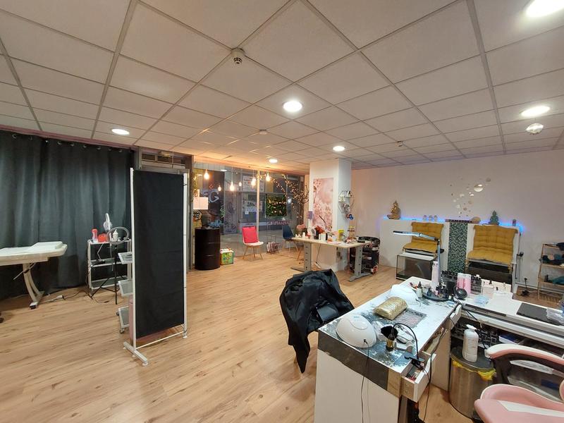 Local commercial - 57 m²