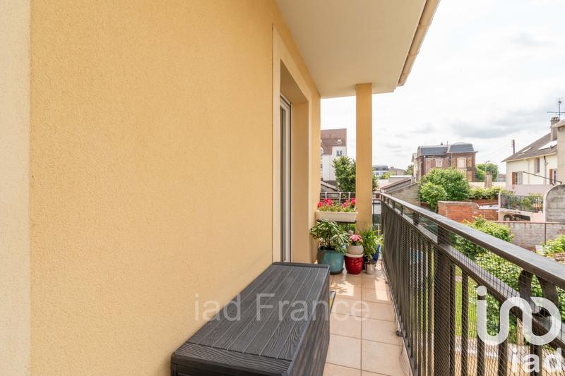 Appartement - 99 m² - 5 pièces