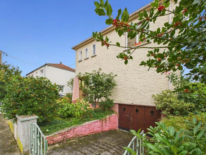 Pavillon - 90 m² - 4 pièces