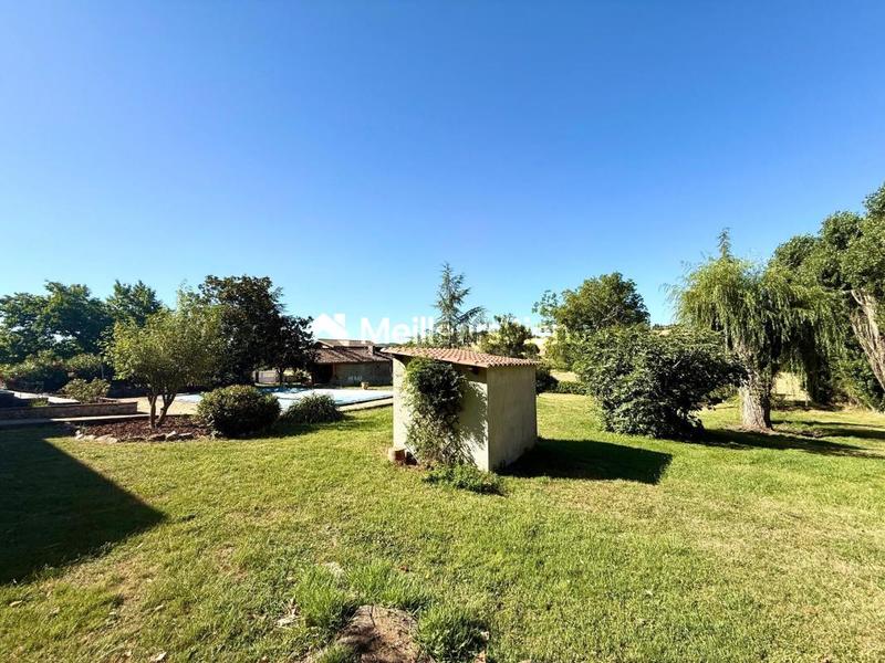 Maison - 248 m² - 7 pièces