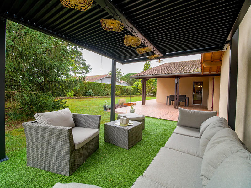 Maison - 140 m² - 5 pièces