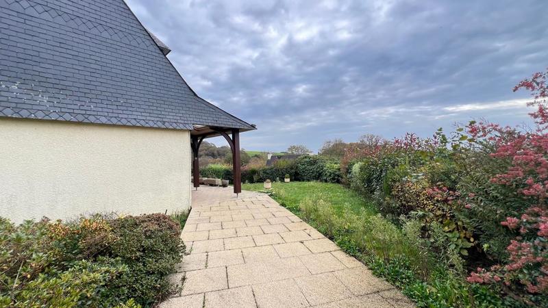 Maison - 97 m² - 4 pièces