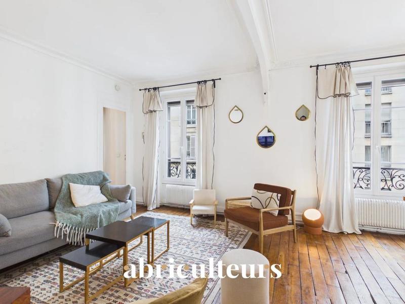 Appartement ancien - 92 m² - 5 pièces