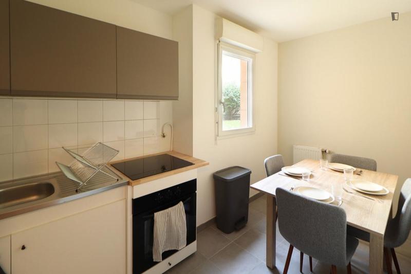 Chambre - 13 m² - 4 pièces