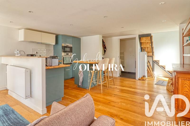 Maison - 232 m² - 10 pièces