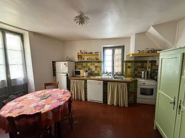 Maison de village - 88 m² - 6 pièces