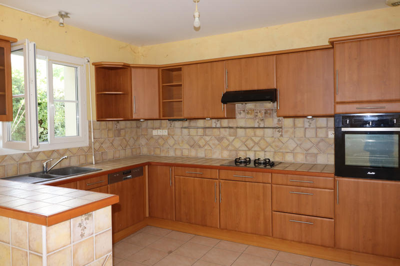 Maison - 107 m² - 5 pièces