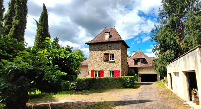 Villa - 355 m² - 9 pièces