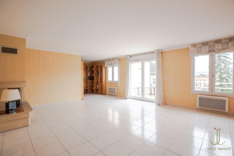 Appartement - 126 m² - 4 pièces