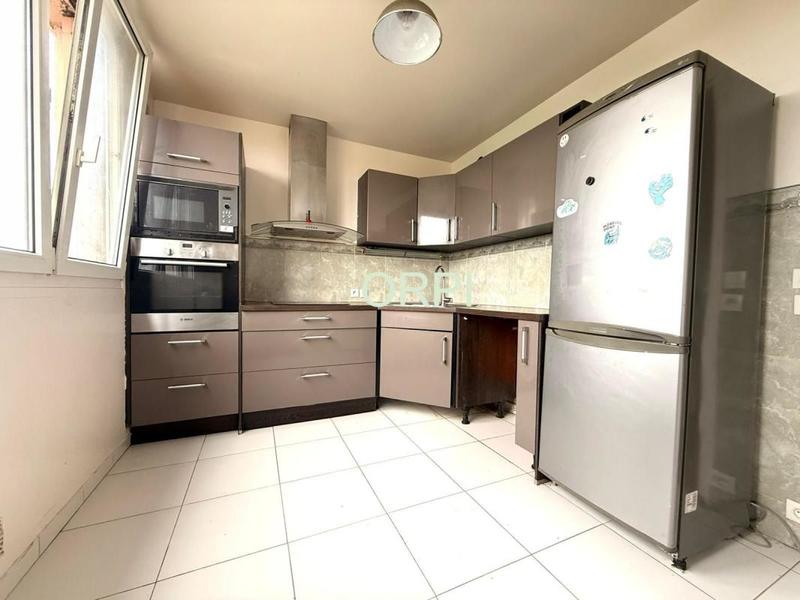 Appartement - 70 m² - 4 pièces