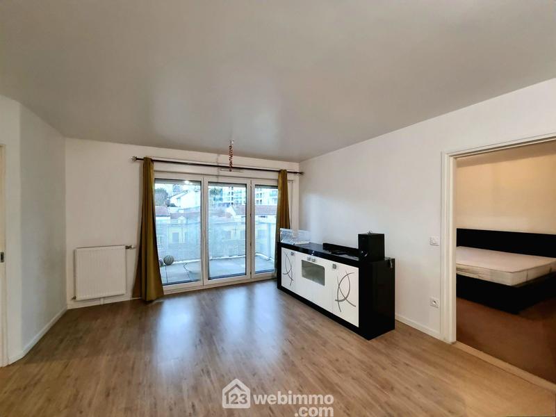 Appartement - 77 m² - 4 pièces