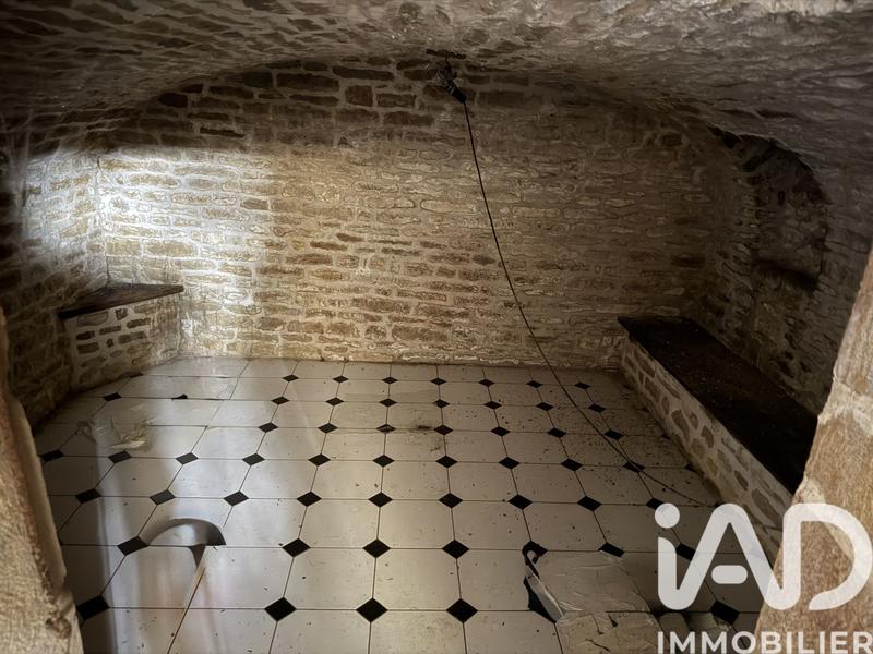 Maison - 223 m² - 11 pièces