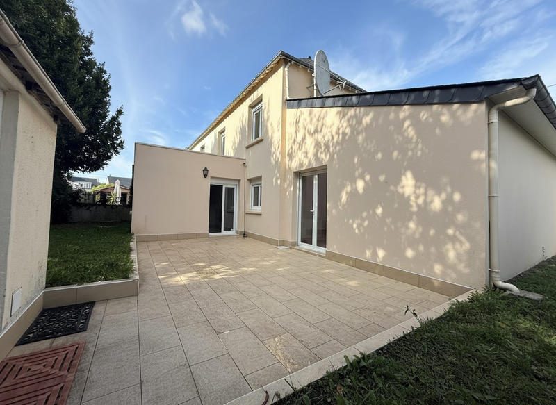 Maison - 125 m² - 6 pièces