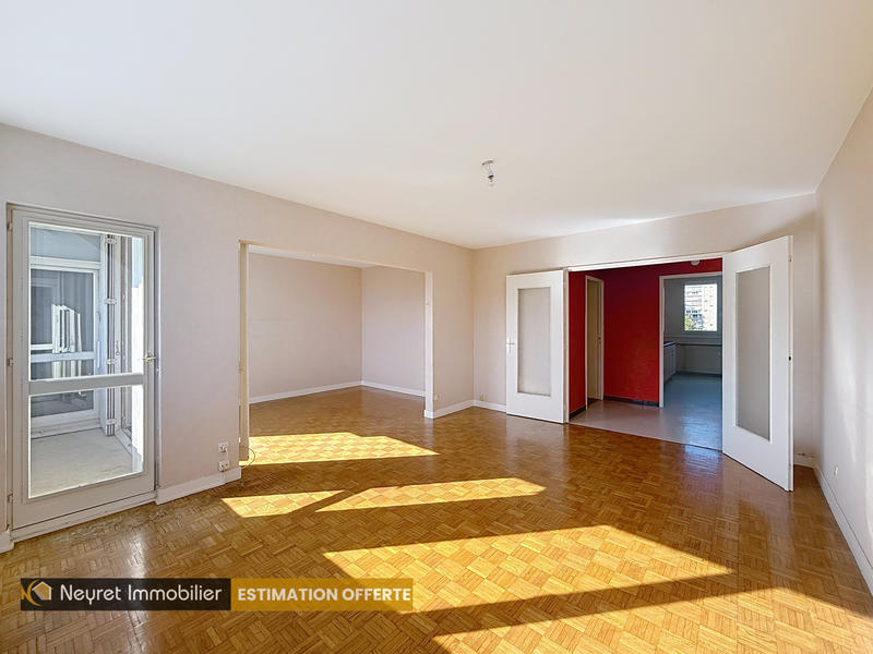 Appartement - 95 m² - 4 pièces