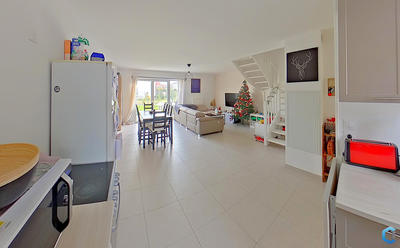 Maison - 83 m² - 4 pièces