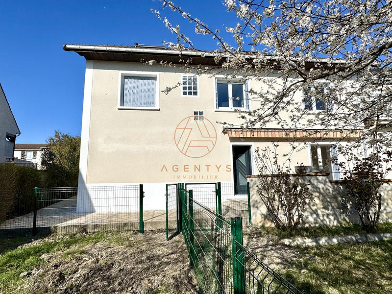 Appartement - 95 m² - 5 pièces