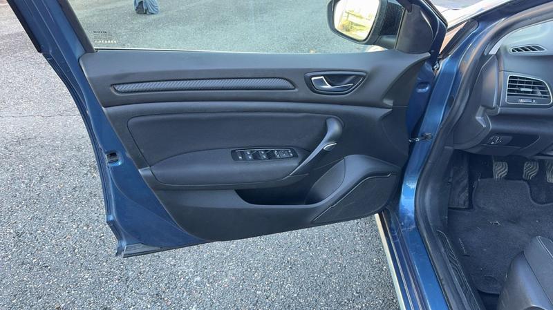 Renault Mégane IV 1.2 TCe Energy 130 Limited - Première main 5 places