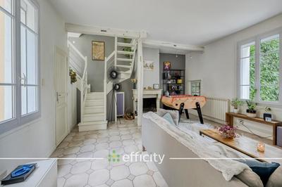 Maison - 150 m² - 6 pièces