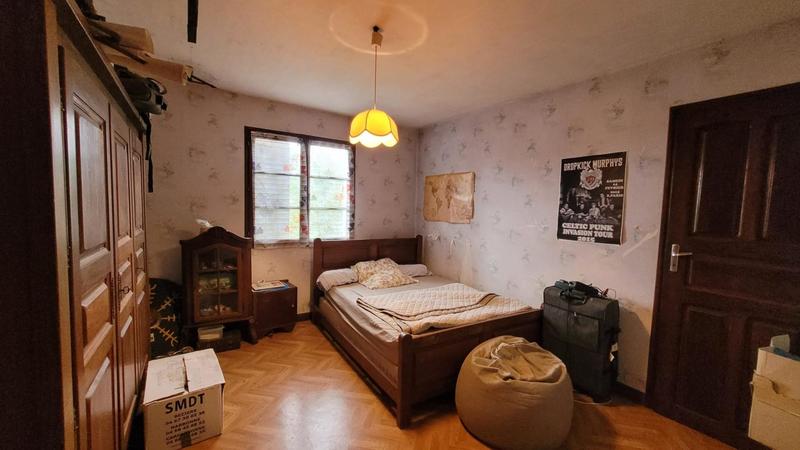 Maison - 203 m² - 9 pièces