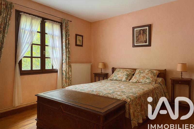 Maison - 137 m² - 7 pièces