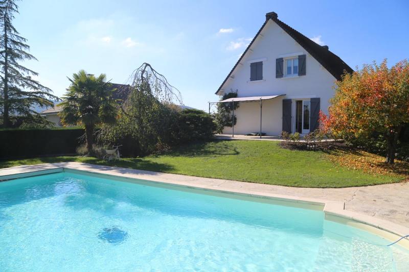 Maison - 160 m² - 5 pièces