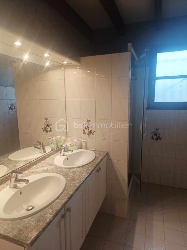 Villa - 160 m² - 7 pièces