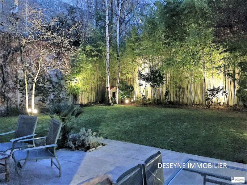 Duplex - 170 m² - 6 pièces