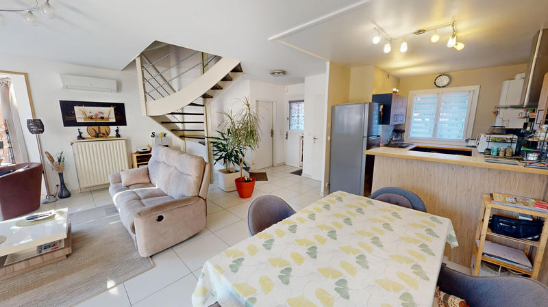 Maison - 106 m² - 5 pièces