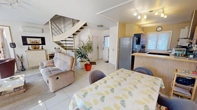 Maison - 106 m² - 5 pièces