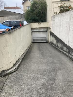Parking - 12 m²