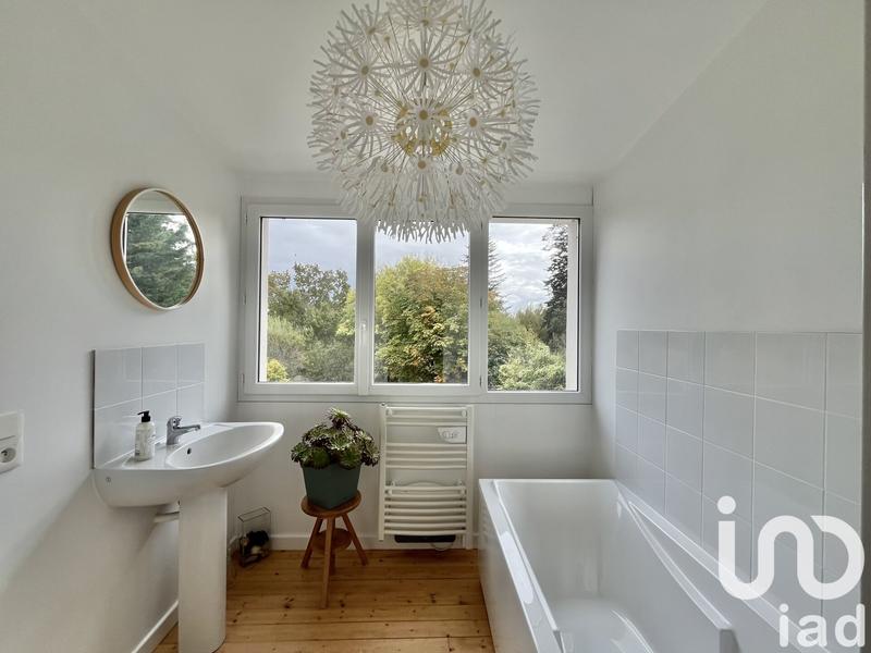 Maison - 136 m² - 4 pièces