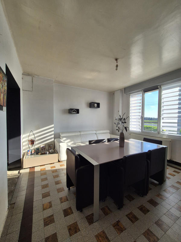 Maison - 95 m² - 5 pièces