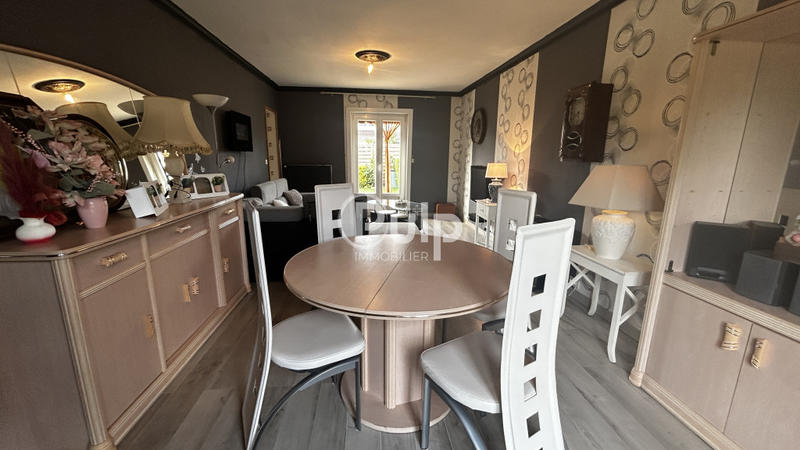 Maison - 82 m² - 4 pièces