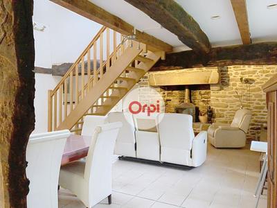 Maison - 90 m² - 5 pièces