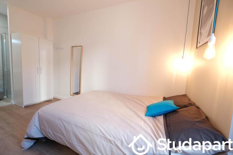 Chambre - 12 m² - 1 pièce