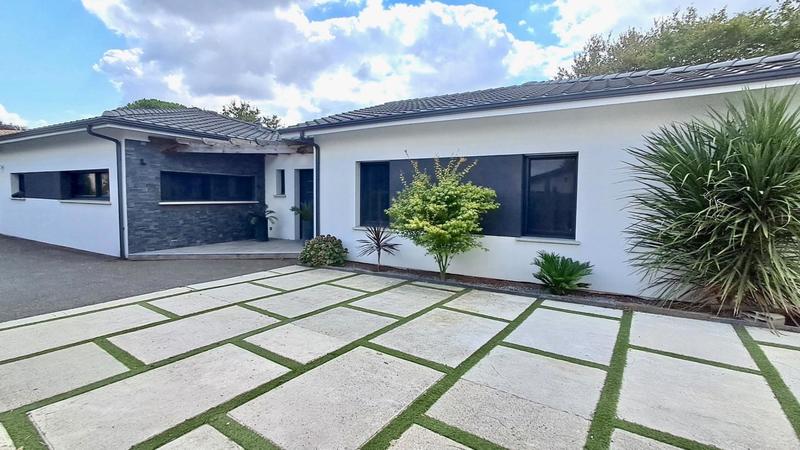 Maison - 135 m² - 5 pièces