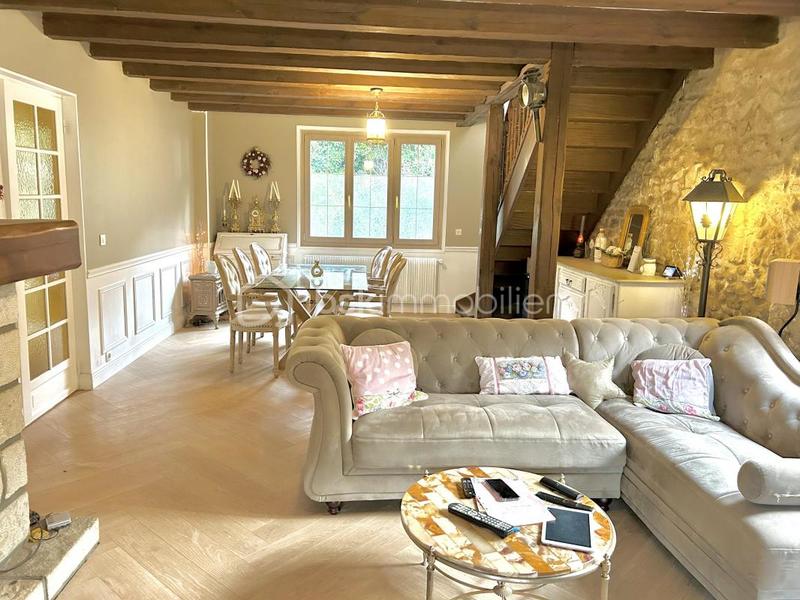 Maison - 150 m² - 8 pièces