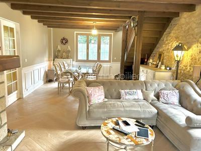 Maison - 150 m² - 8 pièces