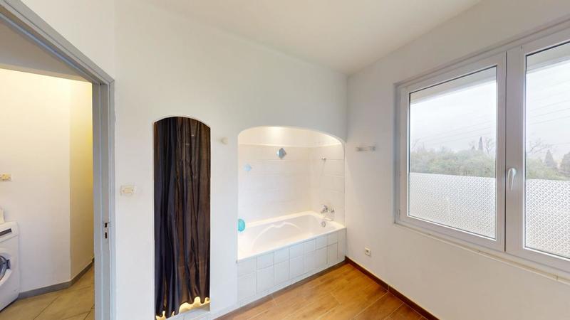 Maison - 88 m² - 3 pièces