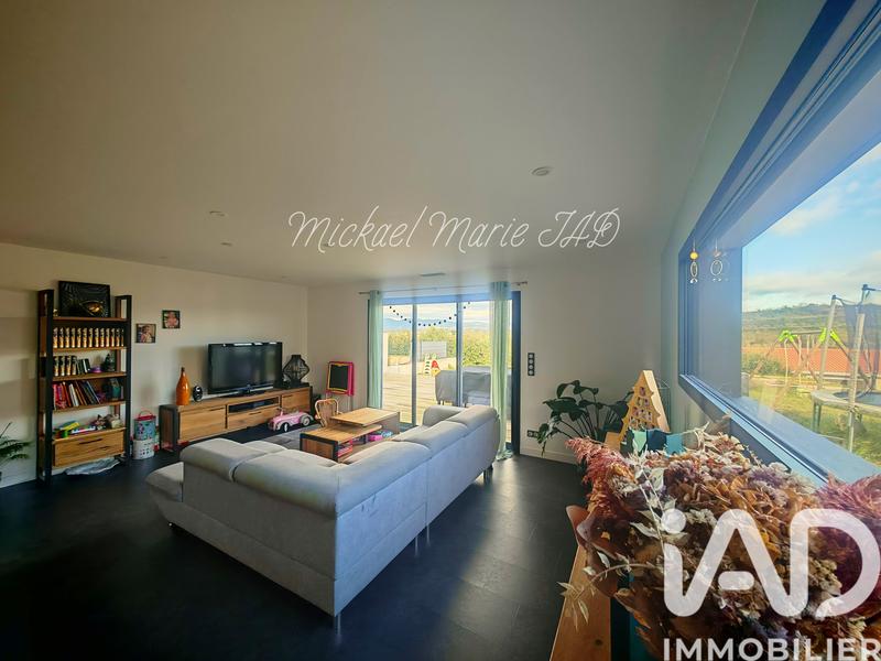 Maison - 137 m² - 5 pièces