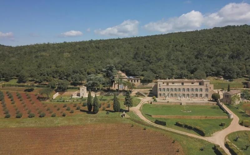 Manoir - 1 575 m² - 20 pièces