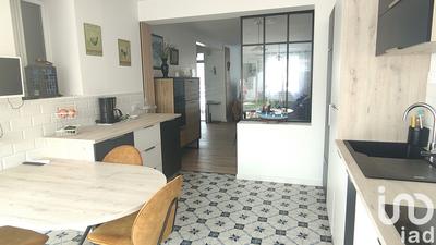 Maison - 104 m² - 3 pièces