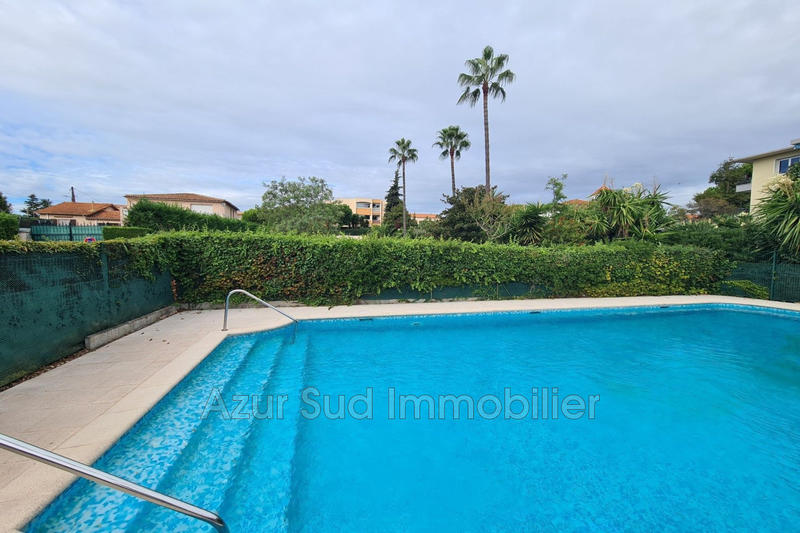 Appartement - 102 m² - 4 pièces